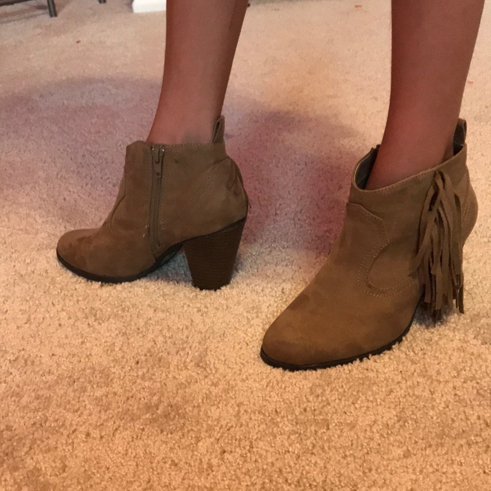 Ankle boots, 6.5